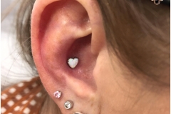 Conch Piercing w/ Anatometal 18k White Gold and White Opal Heart.
