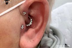 Healed daith piercing w/ Industrial Strength clicker.