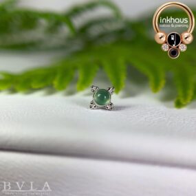 BVLA 14 Karat White Gold Mini Kandy w/ Genuine Chrysoprase.