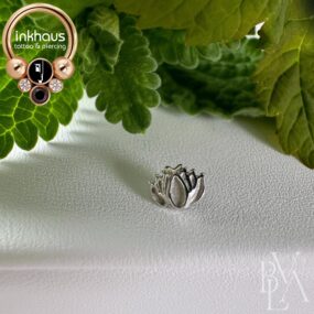 BVLA 14 Karat White Gold Relief Lotus.