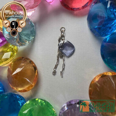 Hialeah Fine Jewellery 14 Karat White Gold Junk Rose Cut Blue Sapphire Charm.