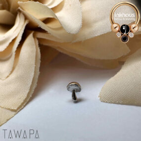 Tawapa 14 Karat White Gold Mushroom.